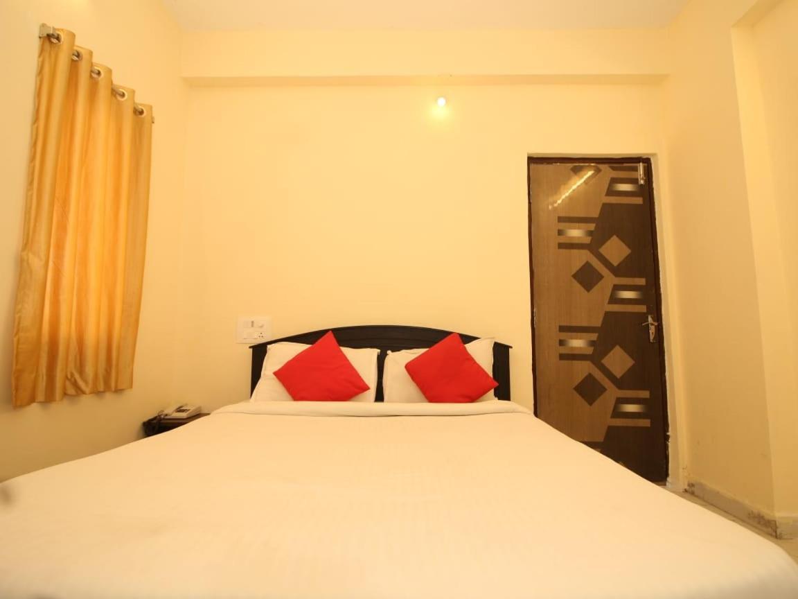 Pearl Suites Tirupati Exterior photo